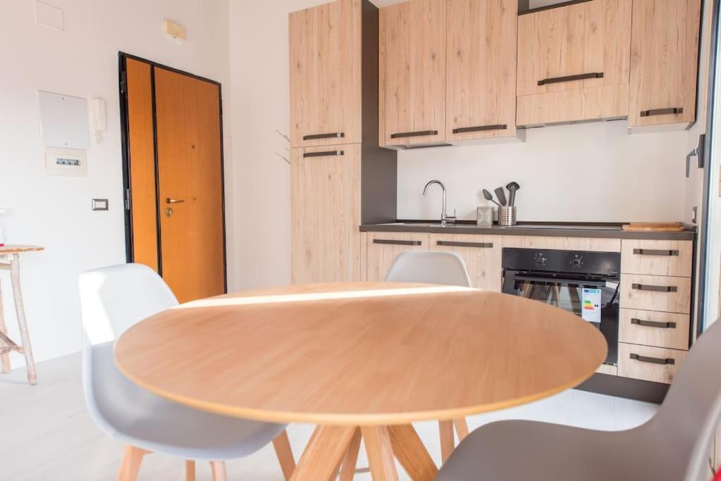 San Peter's - Cosy Renovated Penthouse Apartment Rom