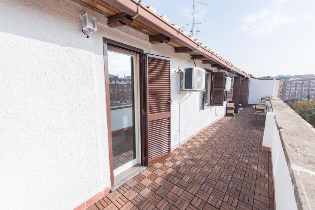 Apartment San Peter's - Cosy Renovated Penthouse Rom